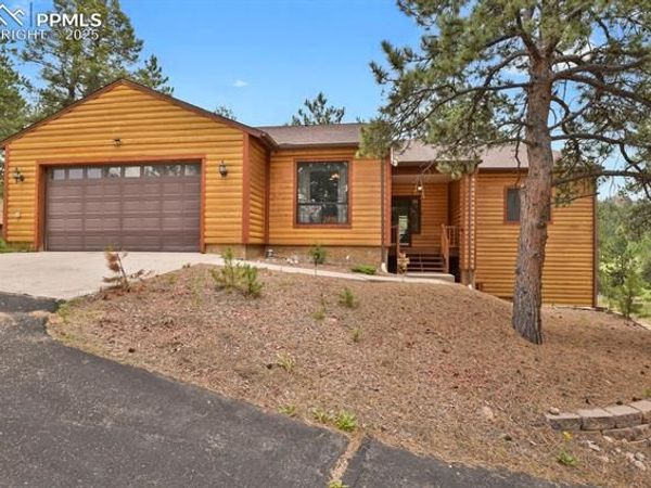 9 Kingston Circle, Florissant, CO 80816