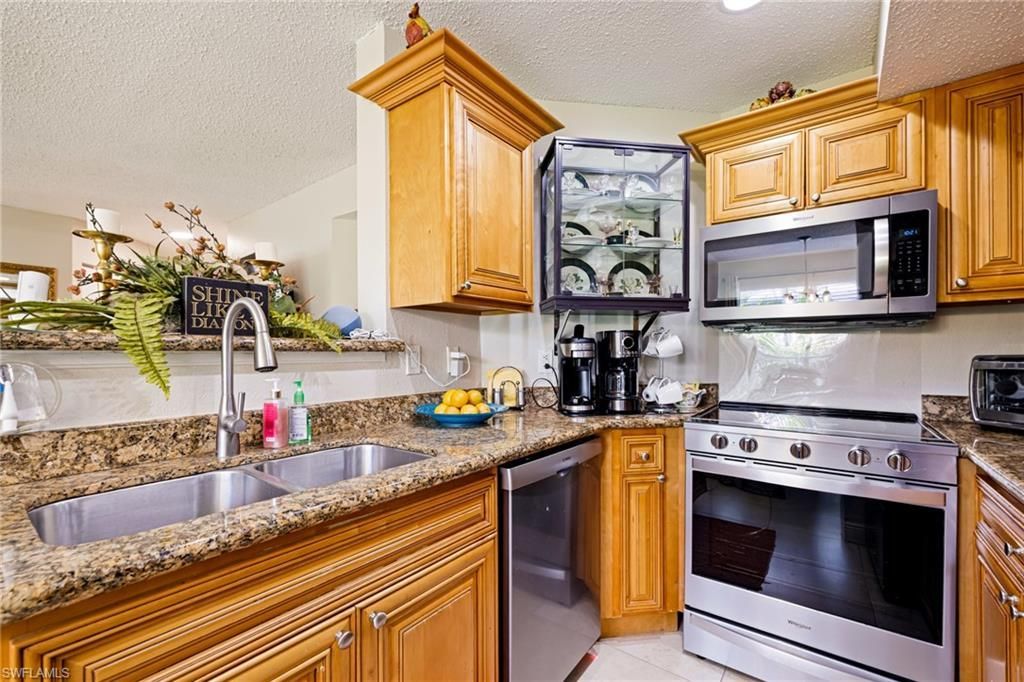 12740 Equestrian Cir, Unit 2901, Fort Myers, FL 33907 Photo