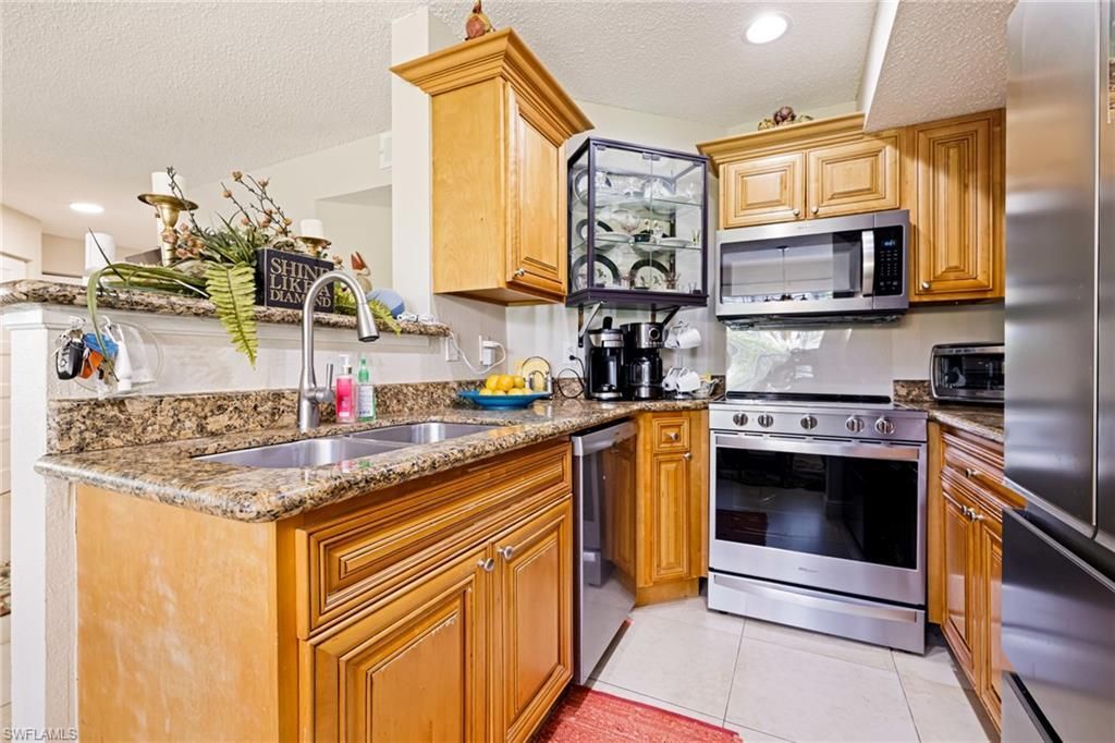 12740 Equestrian Cir, Unit 2901, Fort Myers, FL 33907 Photo