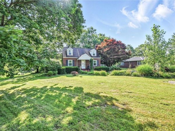 351 Niles Vienna Road, Vienna, OH 44473