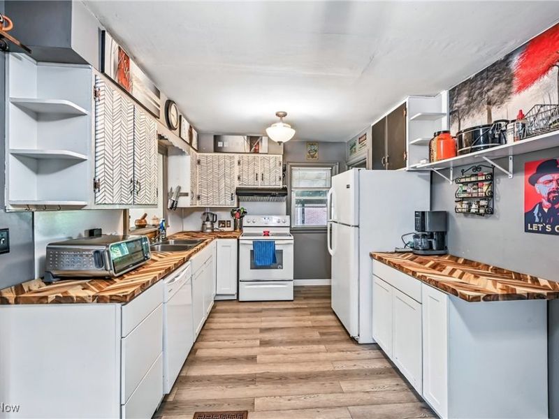 351 Niles Vienna Road, Vienna, OH 44473 Photo 12