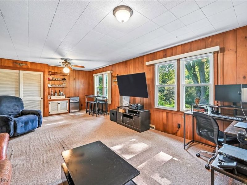 351 Niles Vienna Road, Vienna, OH 44473 Photo 15