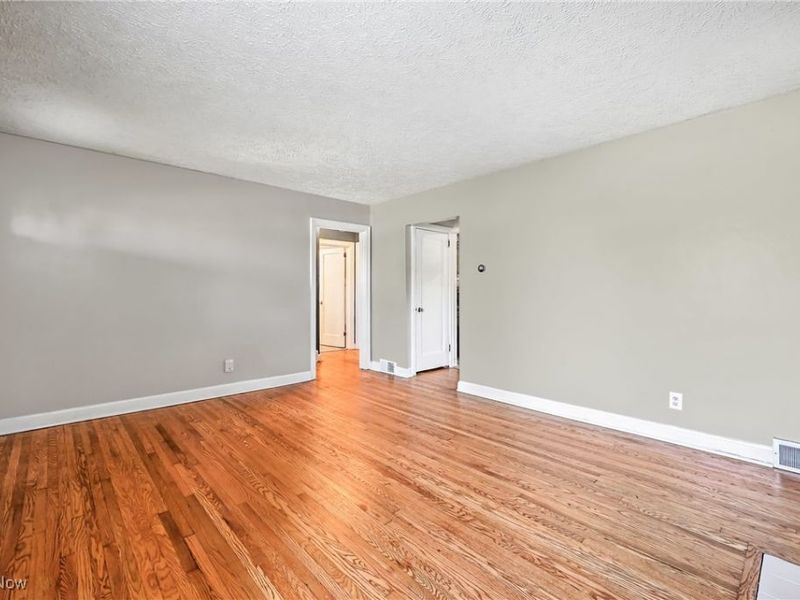 351 Niles Vienna Road, Vienna, OH 44473 Photo 17