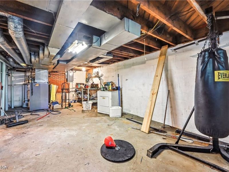 351 Niles Vienna Road, Vienna, OH 44473 Photo 32