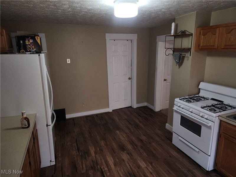 3094 E 65th Street, Cleveland, OH 44127 Photo 16