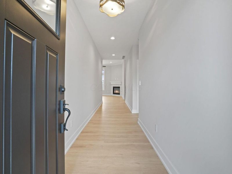 102 Corsica Way, Delaware, OH 43015 Photo 3