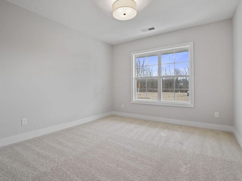 102 Corsica Way, Delaware, OH 43015 Photo 4