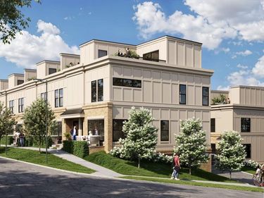 1004 S 33rd Court, Omaha, NE 68105