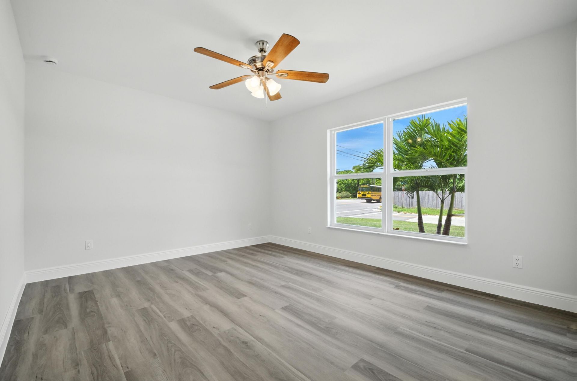 2624 Newport Drive, Fort Pierce, FL 34982 Photo