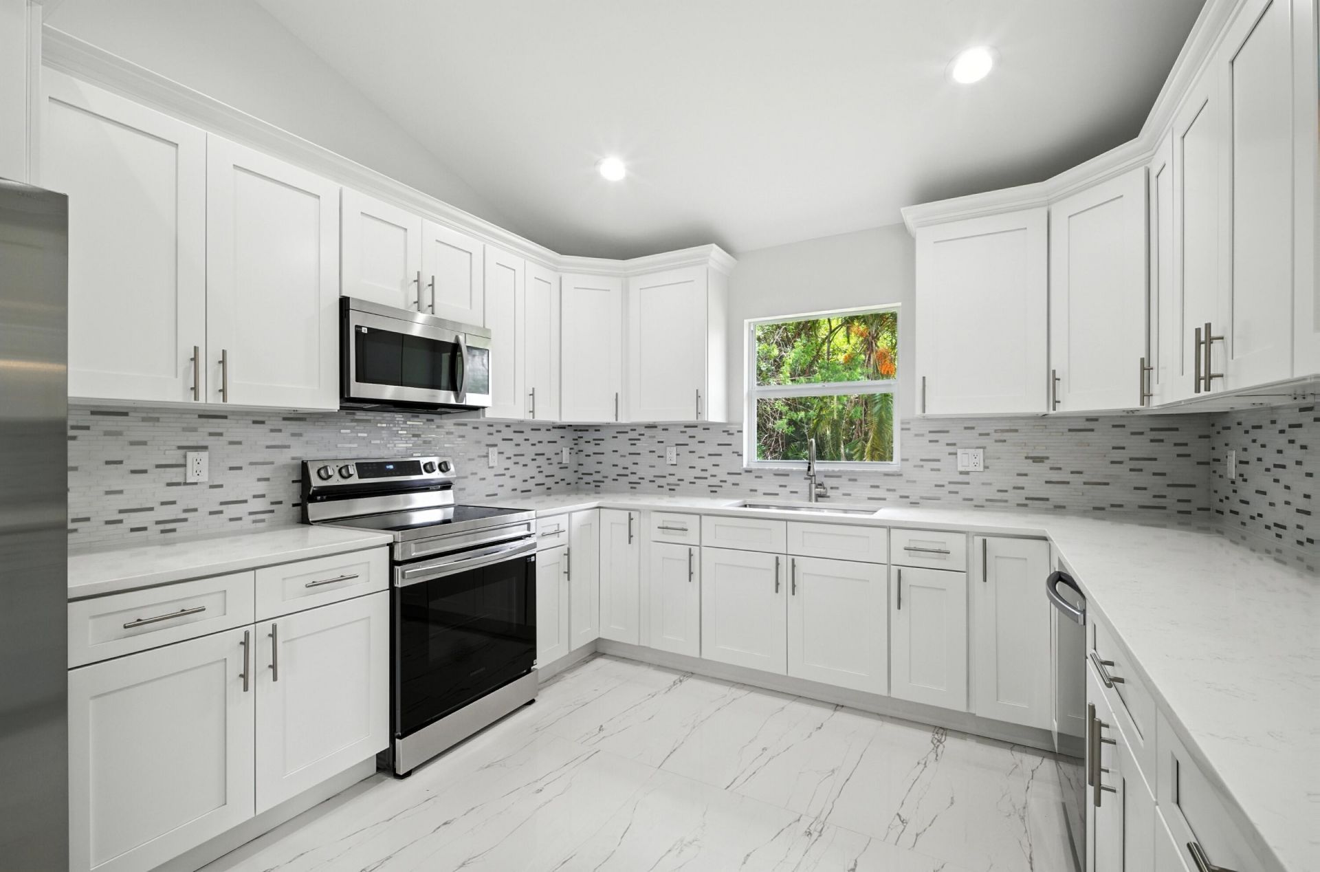 2624 Newport Drive, Fort Pierce, FL 34982 Photo