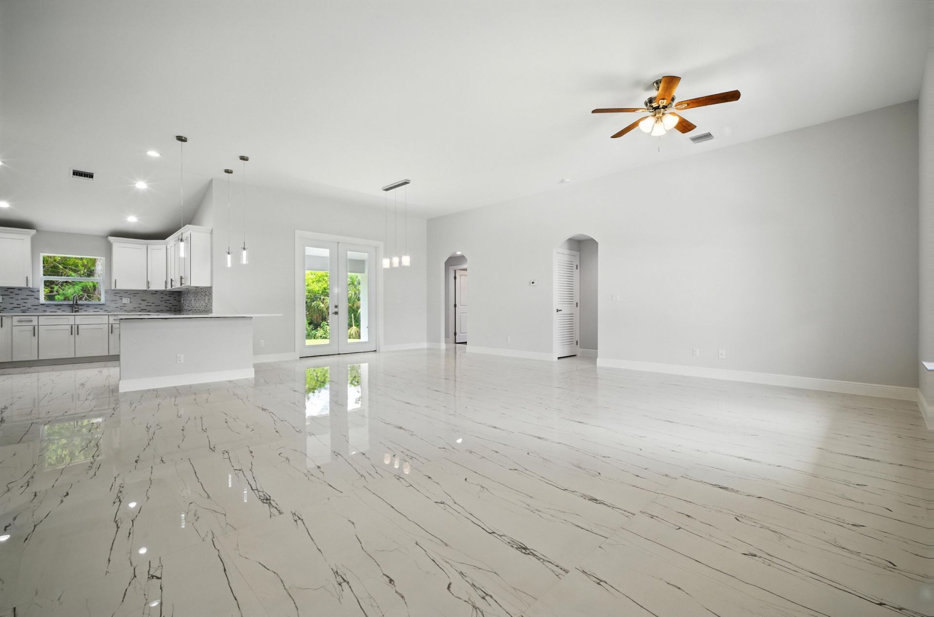 2624 Newport Drive, Fort Pierce, FL 34982 Photo