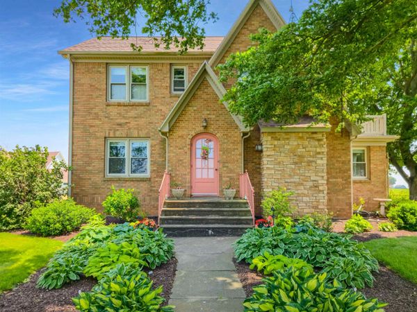 10225 N Brookville Road, SHANNON, IL 61078