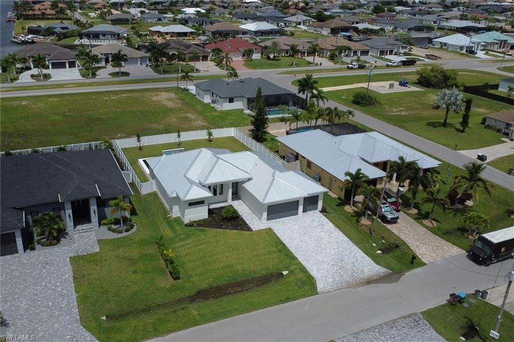 3723 SW 1st St, Cape Coral, FL 33991 Photo