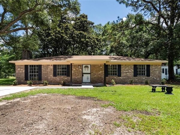 7465 Bowers Lane, Theodore, AL 36582