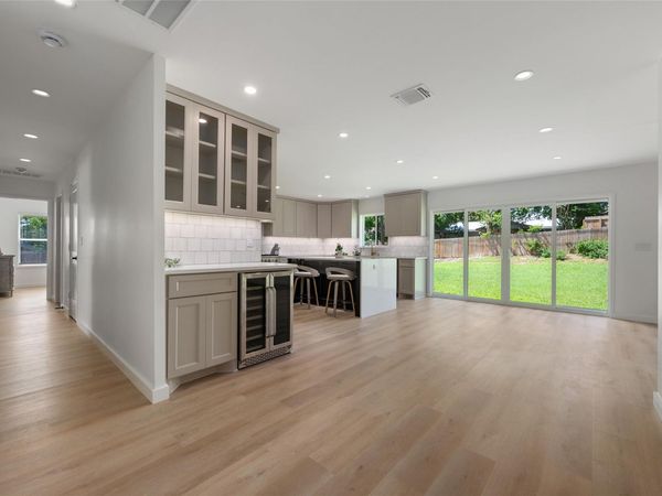 1101 Floradale DR, Austin, TX 78753