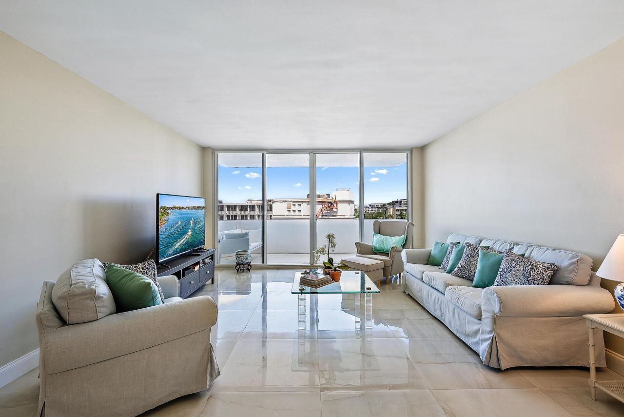 2773 S Ocean Boulevard, Unit 517, Palm Beach, FL 33480 Photo