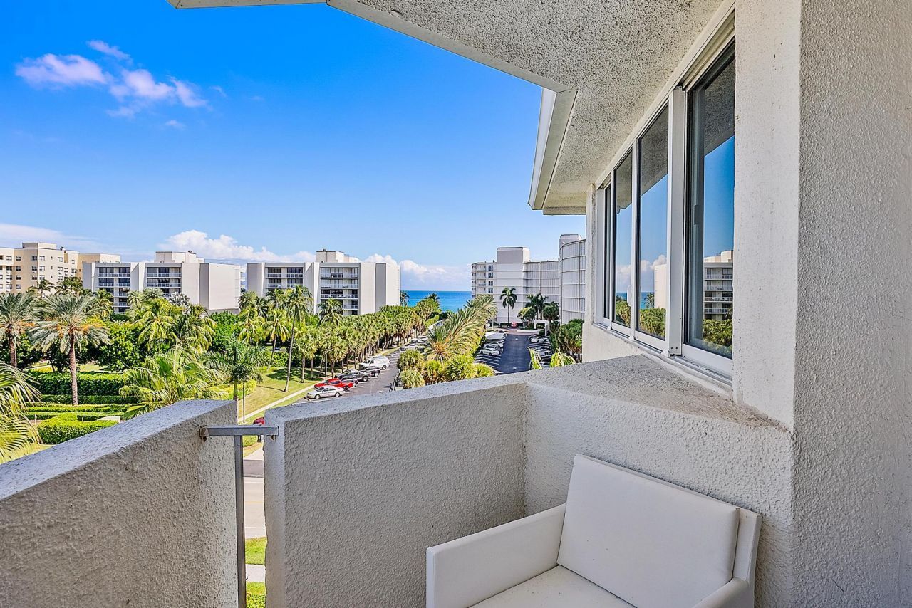 2773 S Ocean Boulevard, Unit 517, Palm Beach, FL 33480 Photo