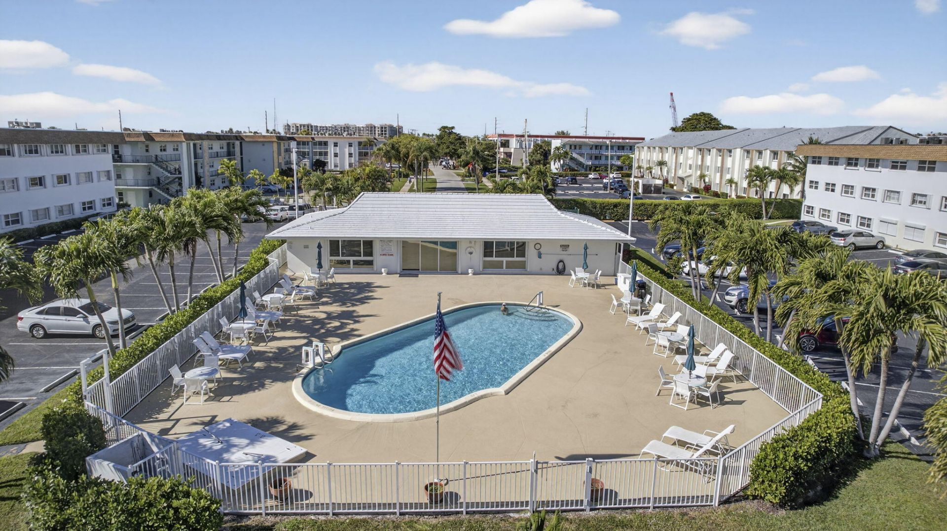 100 Shore Court, Unit 307, North Palm Beach, FL 33408 Photo