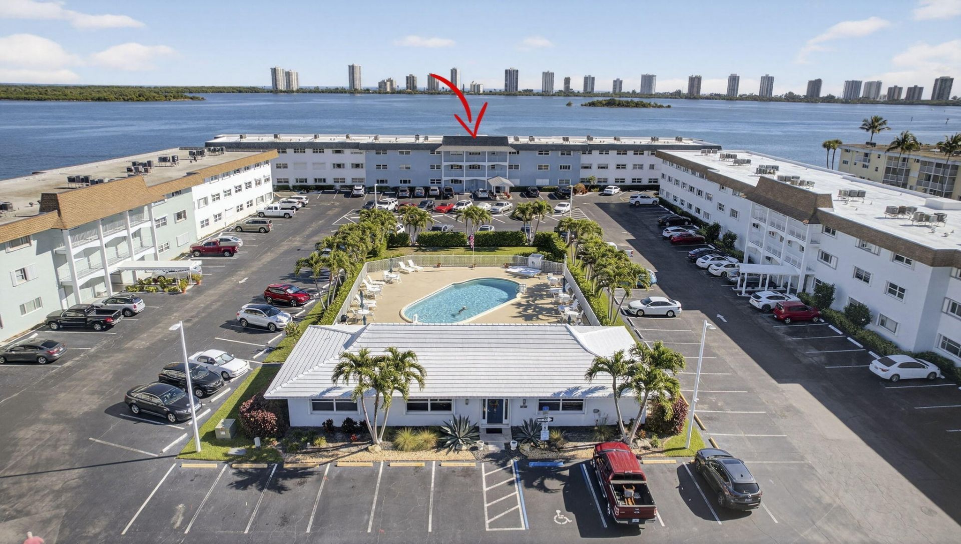 100 Shore Court, Unit 307, North Palm Beach, FL 33408 Photo