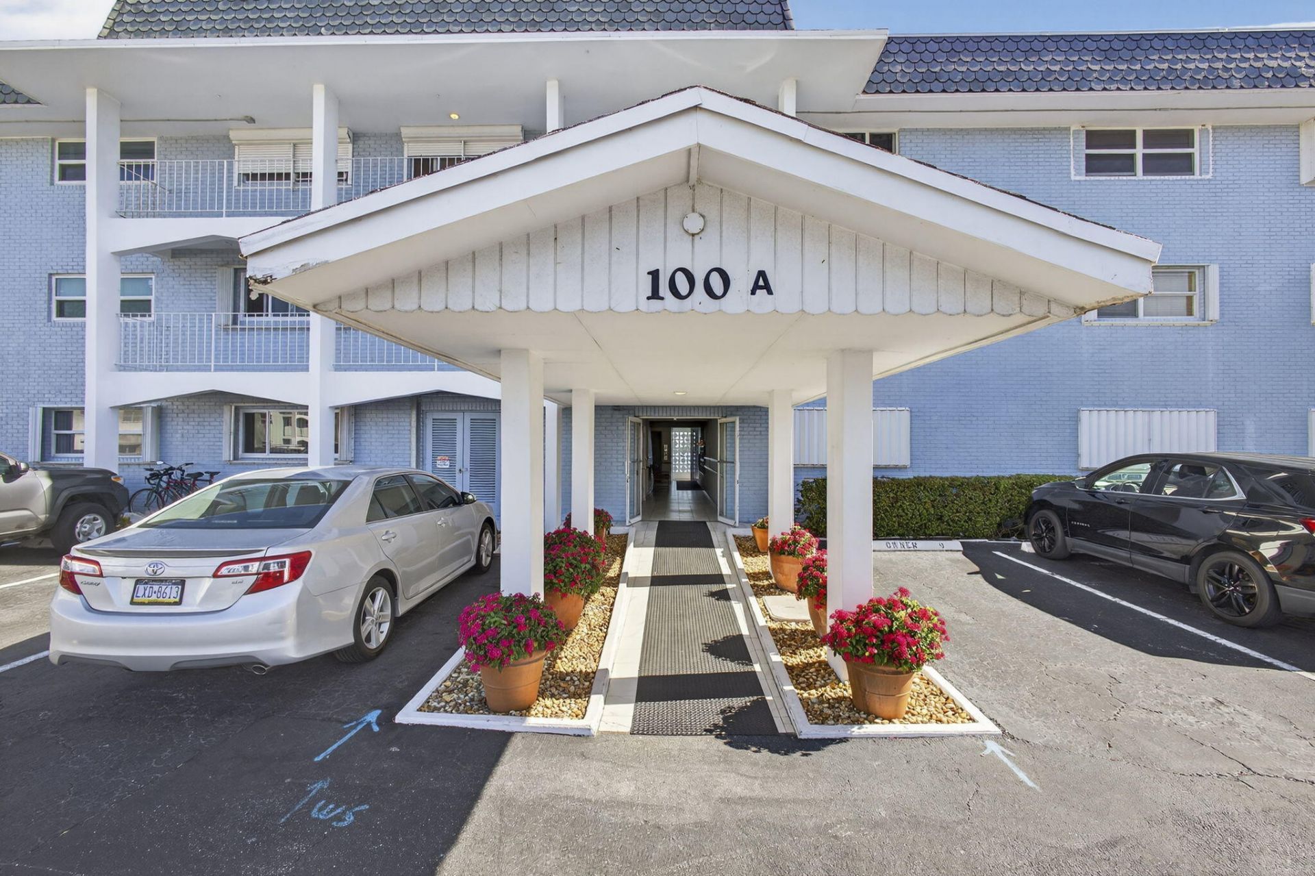 100 Shore Court, Unit 307, North Palm Beach, FL 33408 Photo