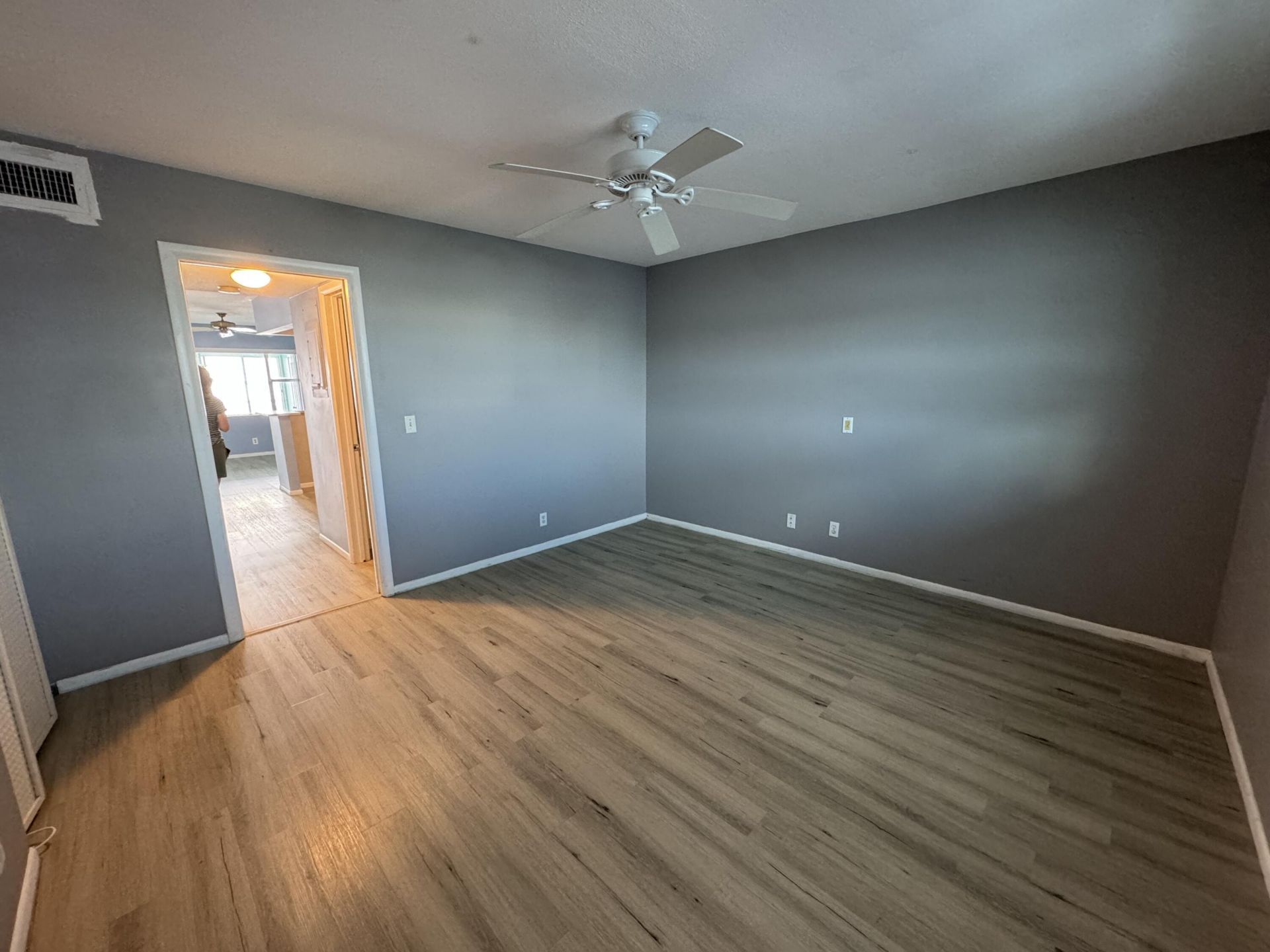 100 Shore Court, Unit 307, North Palm Beach, FL 33408 Photo