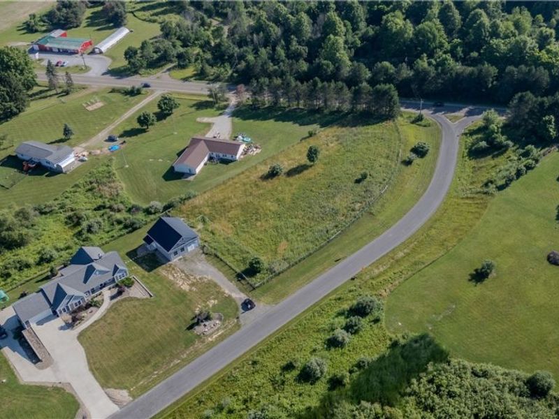 6279 Carlisle Way, Ravenna, OH 44266 Photo 4