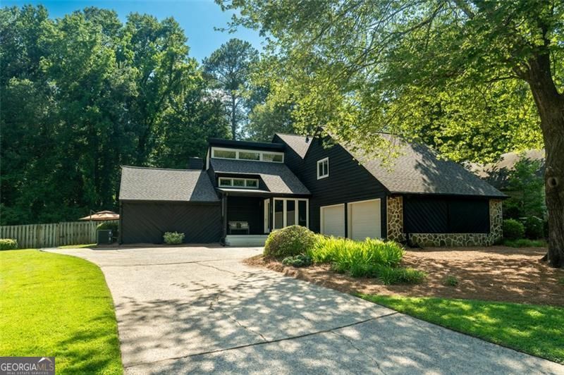 420 Greenfield Trace, Marietta, GA 30068 Main Photo