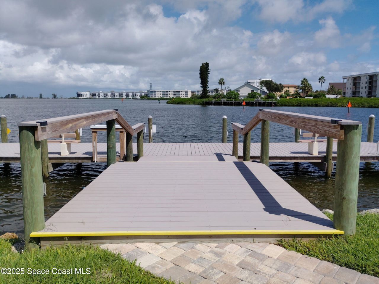 200 S Banana River Boulevard, Unit 2310, Cocoa Beach, FL 32931 Photo