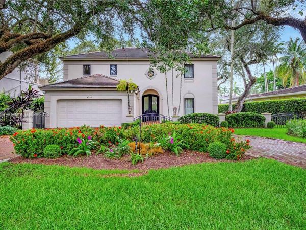 4716 University Dr, Coral Gables, FL 33146