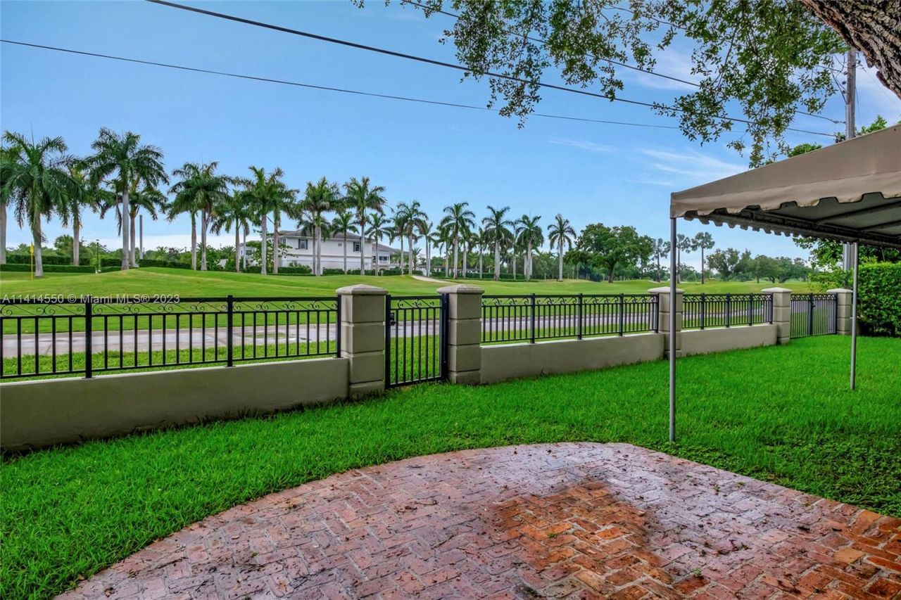 4716 University Dr, Coral Gables, FL 33146 Photo