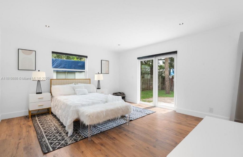 311 SE 3rd Ave, Hallandale Beach, FL 33009 Photo