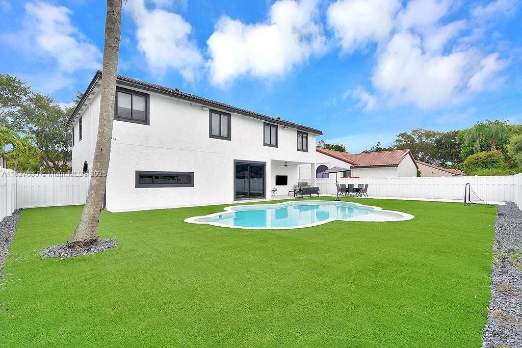 10746 Charleston Pl, Cooper City, FL 33026 Photo