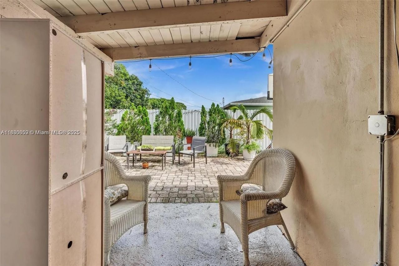 12840 NW 22nd Ave, Miami, FL 33167 Photo