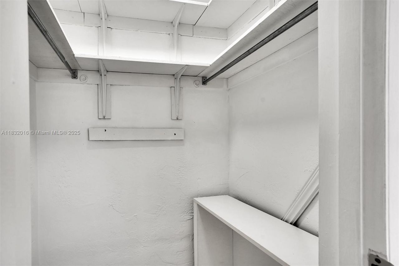 8650 SW 67th Ave, Unit 1025, Pinecrest, FL 33156 Photo