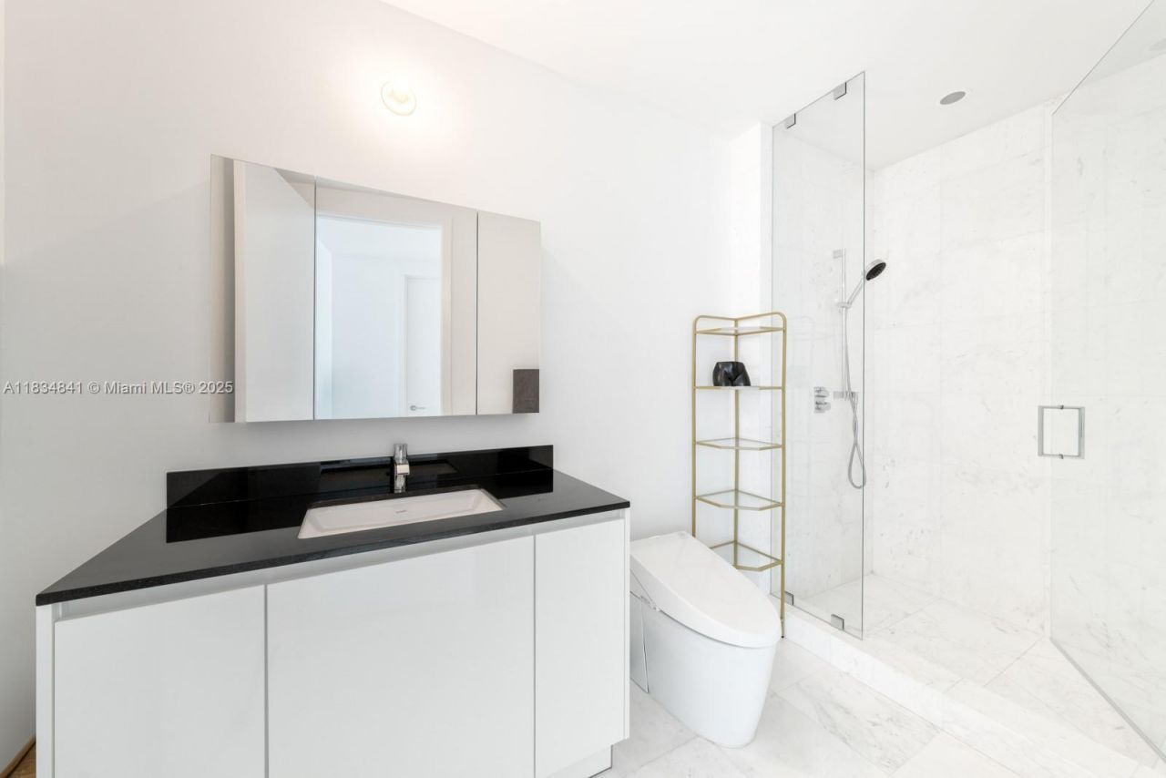 18555 Collins Ave, Unit 2003, Sunny Isles Beach, FL 33160 Photo