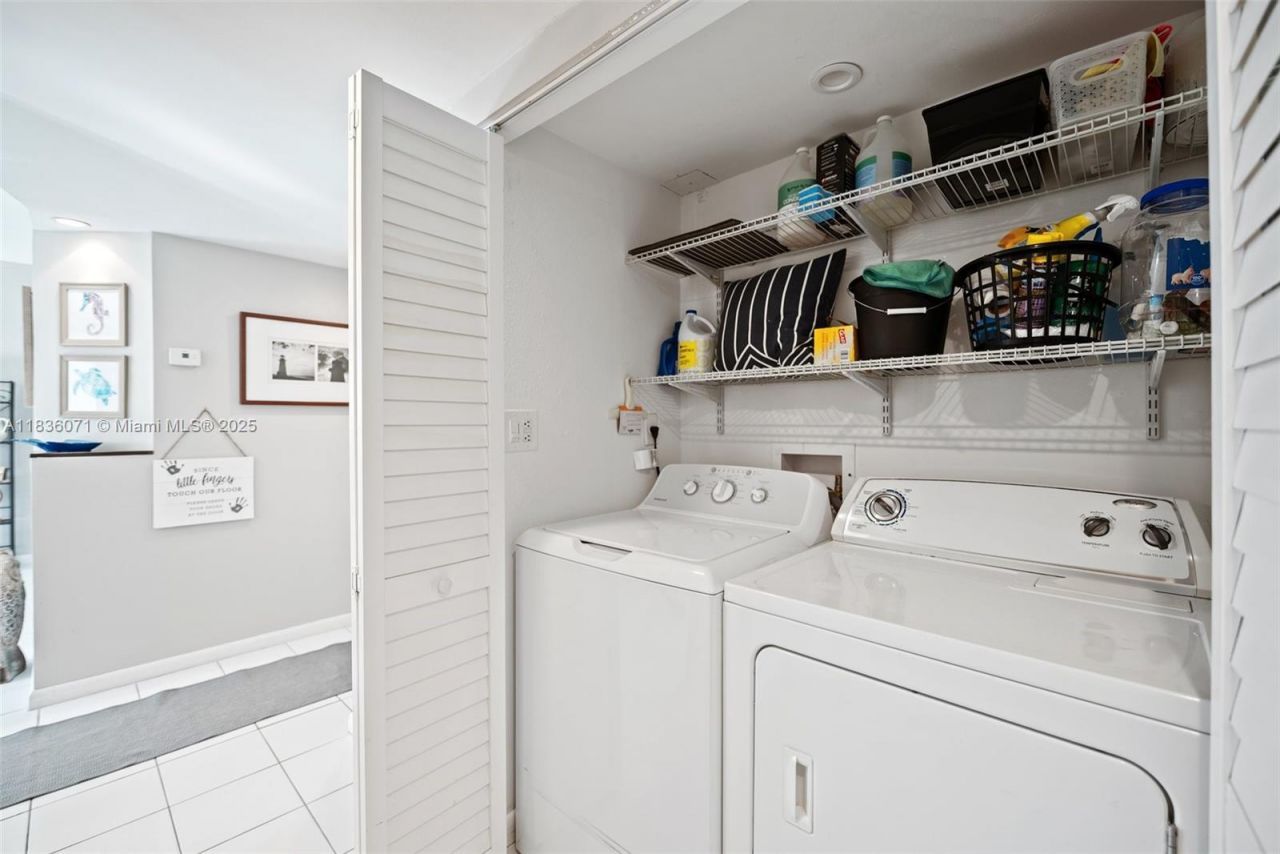 341 N Birch Rd, Unit 216, Fort Lauderdale, FL 33304 Photo