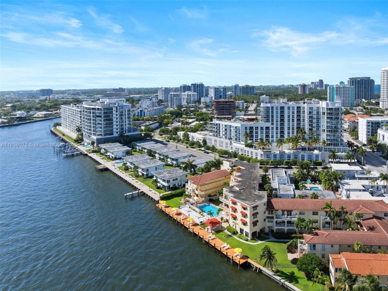 341 N Birch Rd, Unit 216, Fort Lauderdale, FL 33304 Photo