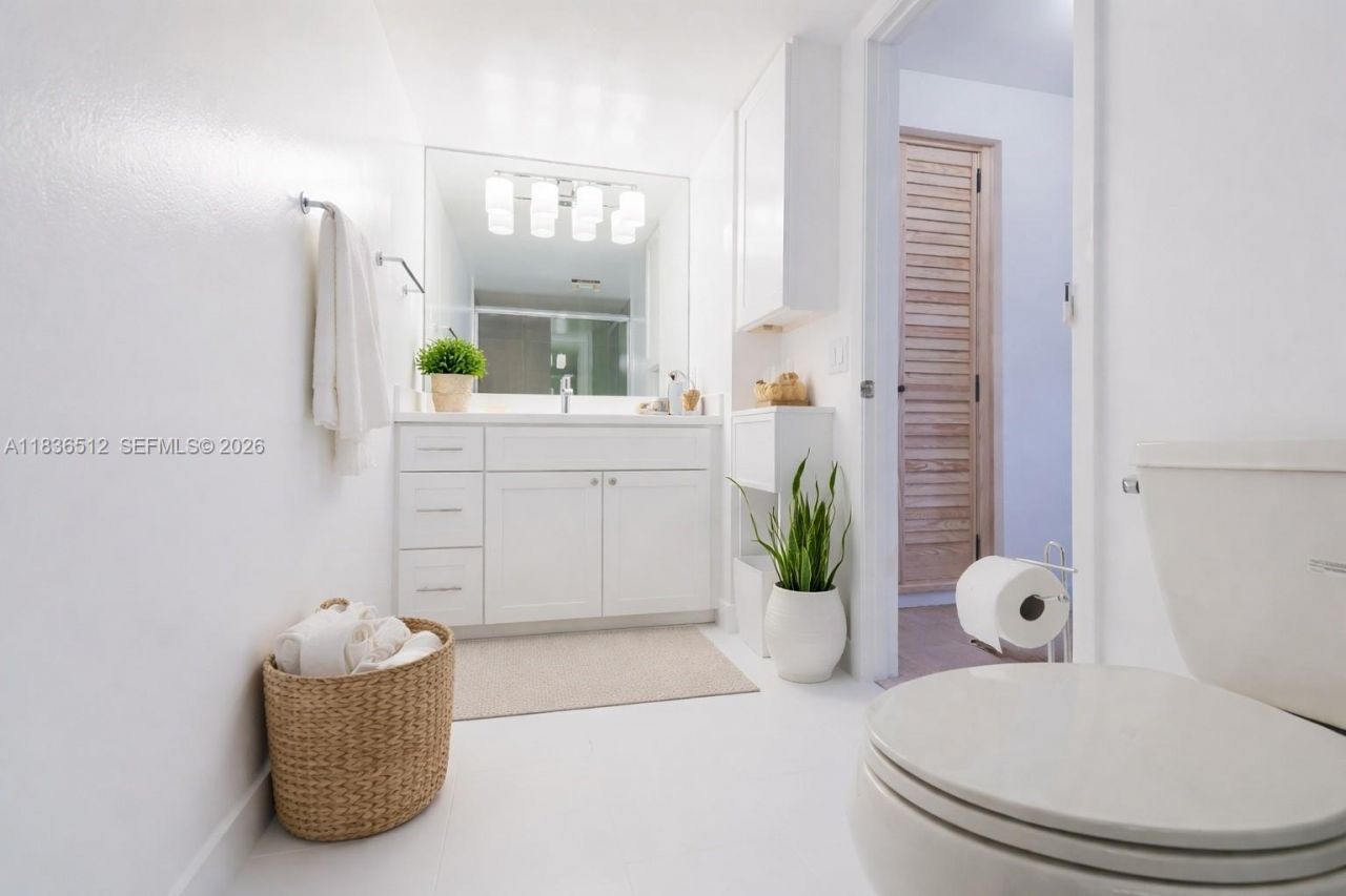 1201 S Ocean Dr, Unit 410S, Hollywood, FL 33019 Photo