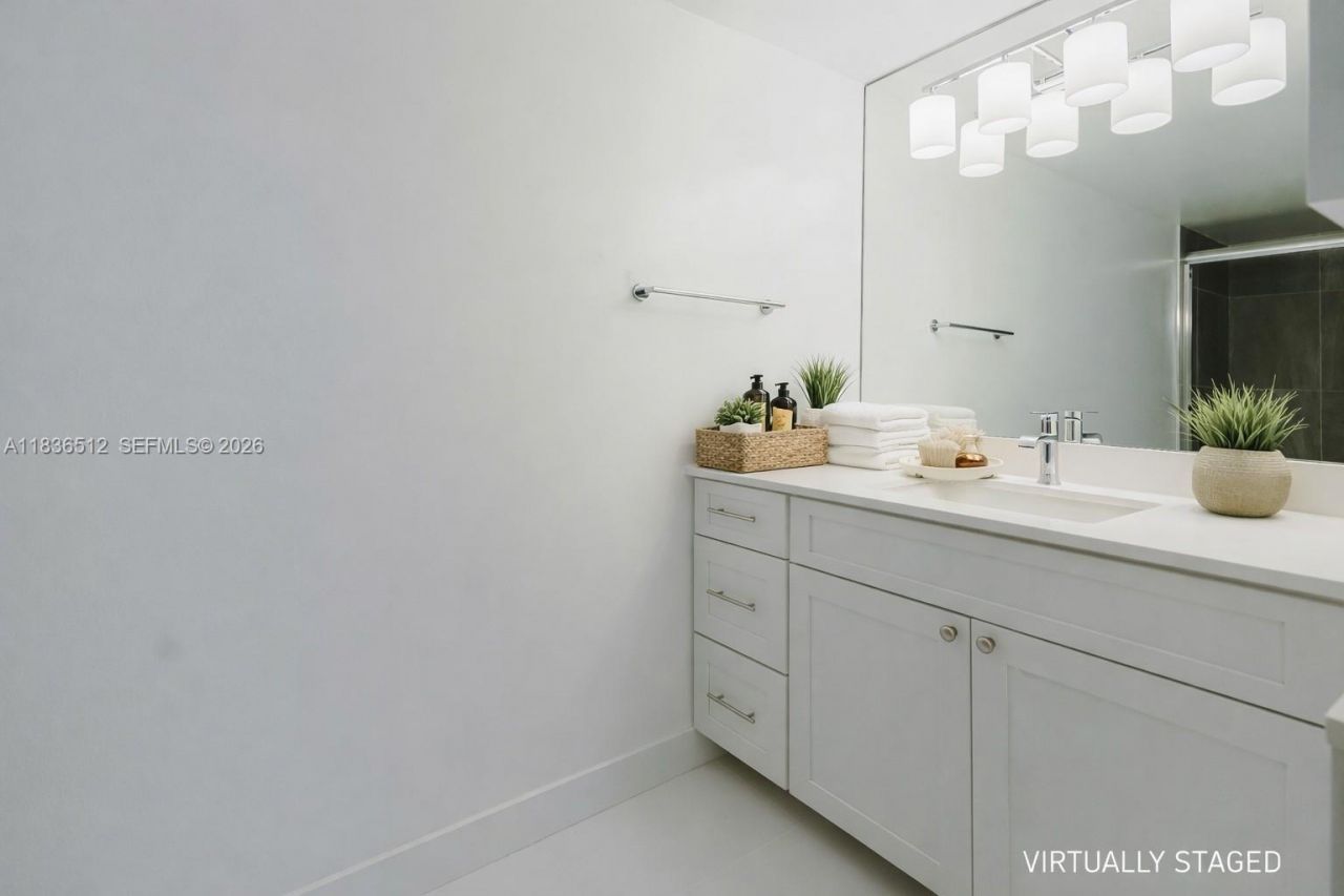 1201 S Ocean Dr, Unit 410S, Hollywood, FL 33019 Photo