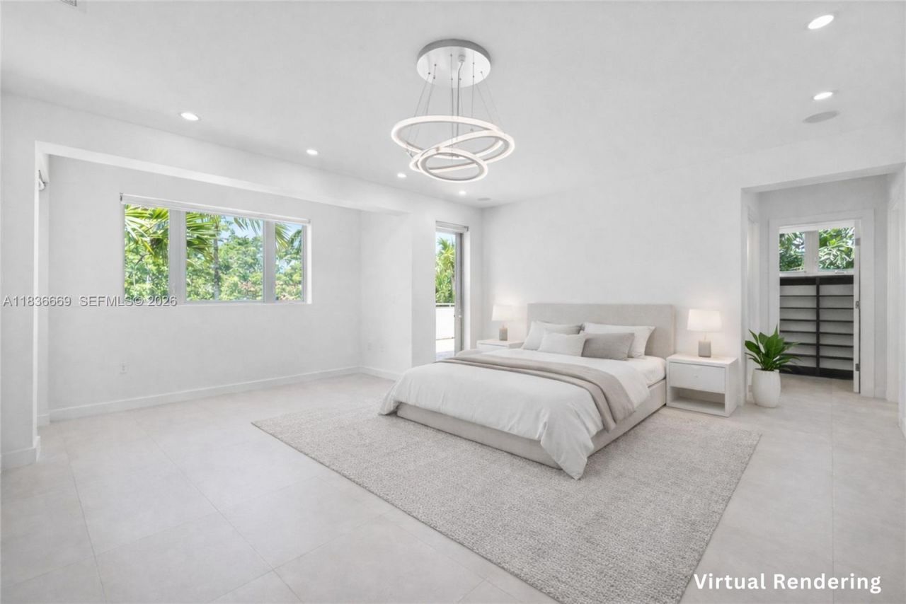 5625 N Bay Rd, Miami Beach, FL 33140 Photo