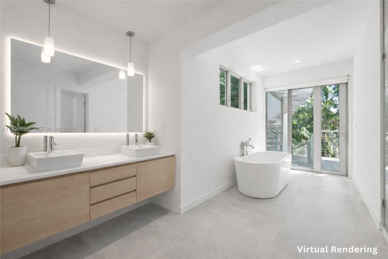 5625 N Bay Rd, Miami Beach, FL 33140 Photo