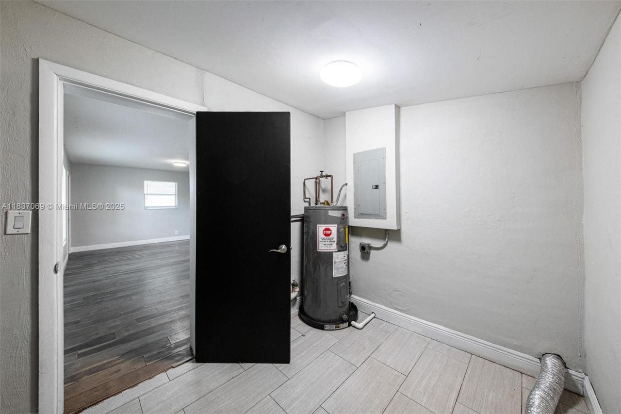 2569 NW 61st Ave, Margate, FL 33063 Photo