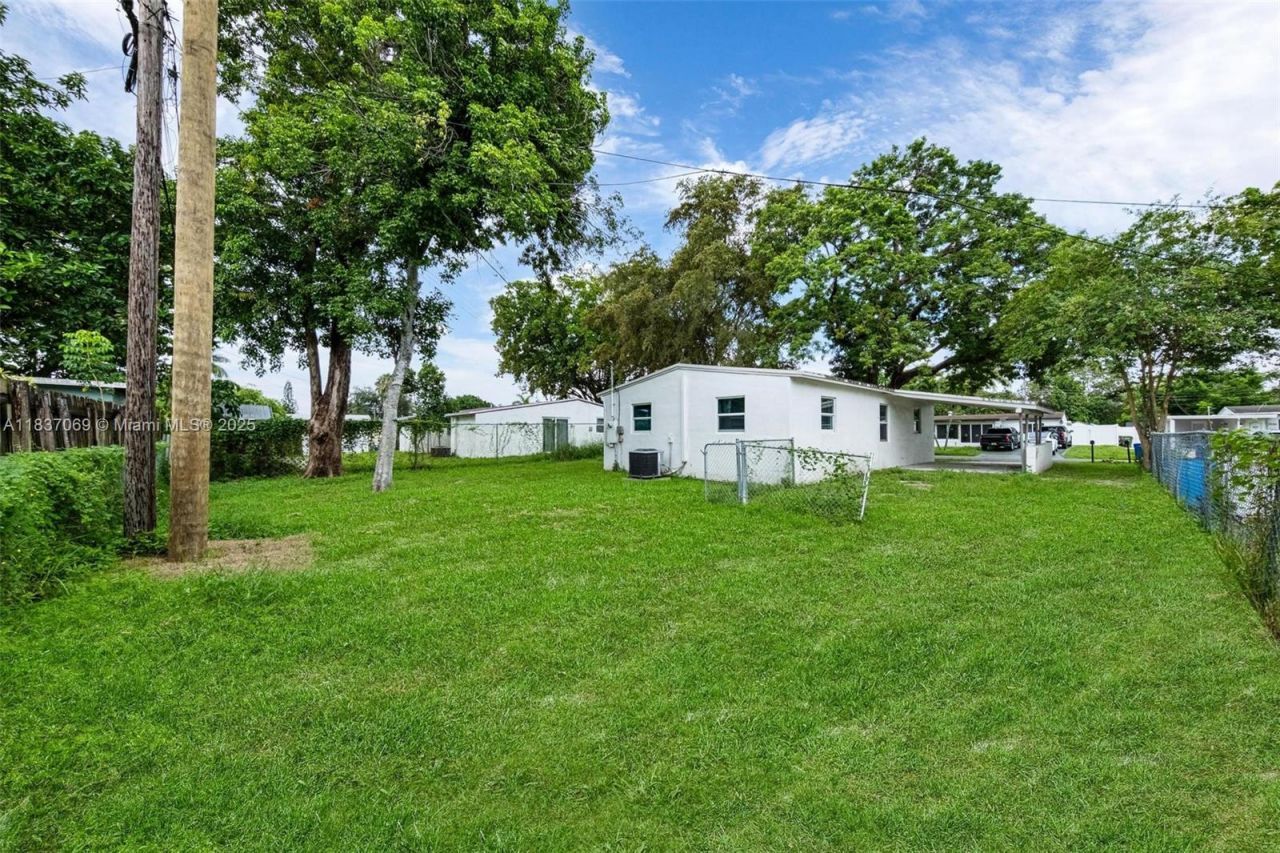 2569 NW 61st Ave, Margate, FL 33063 Photo