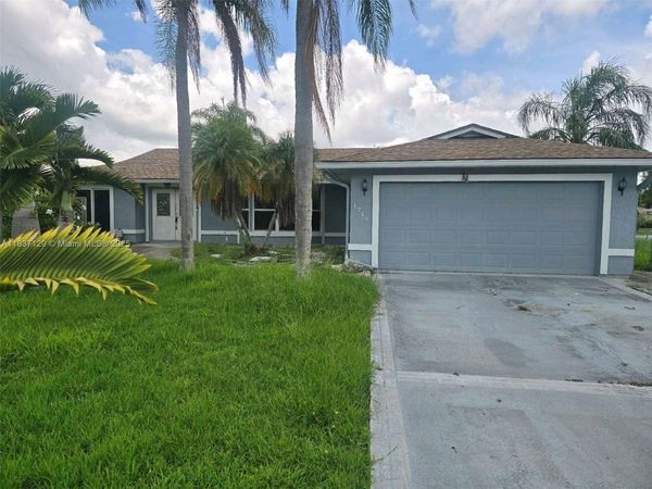 1744 SE Berkshire Blvd, Port St. Lucie, FL 34952