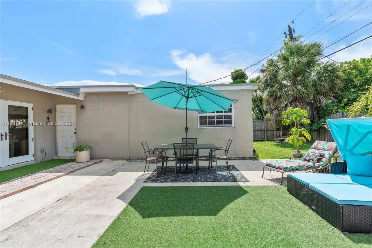 65 NE 209th Ter, Miami Gardens, FL 33179 Photo