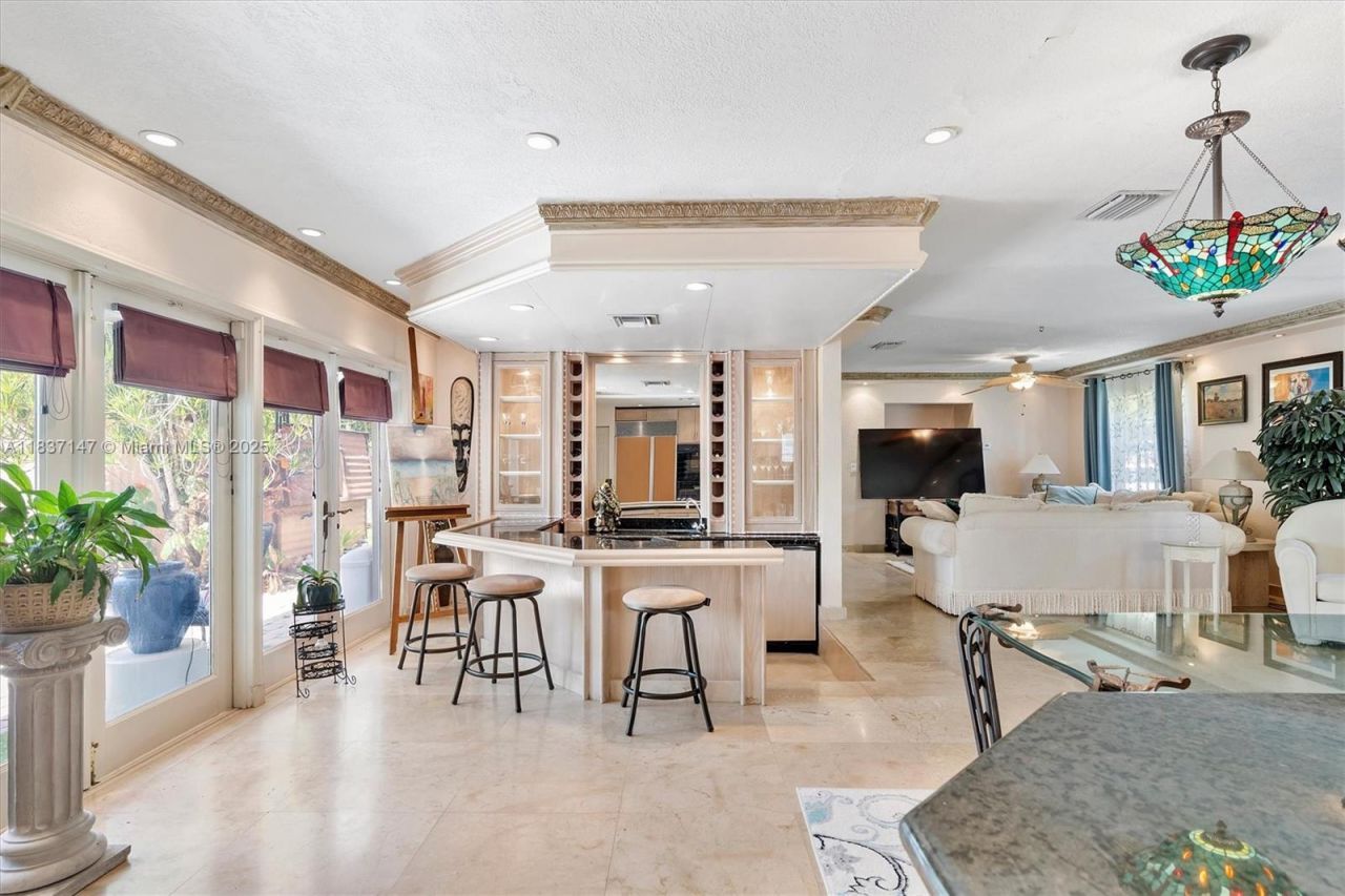 65 NE 209th Ter, Miami Gardens, FL 33179 Photo