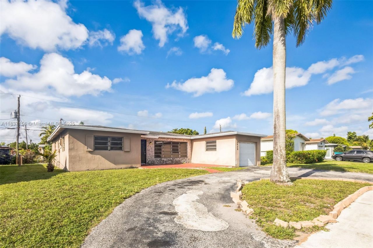 5640 NW 13th Ct, Lauderhill, FL 33313 Photo