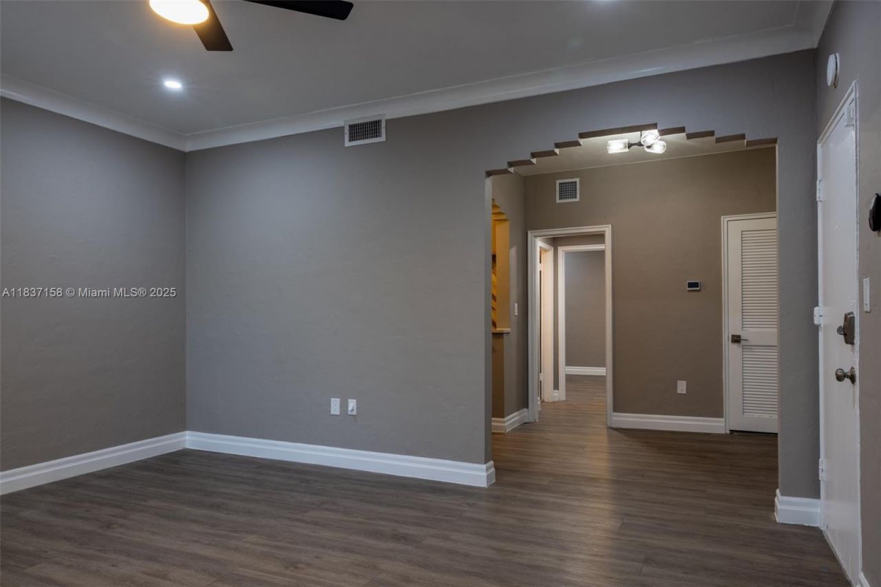 1611 Euclid Ave, Unit 5, Miami Beach, FL 33139 Photo