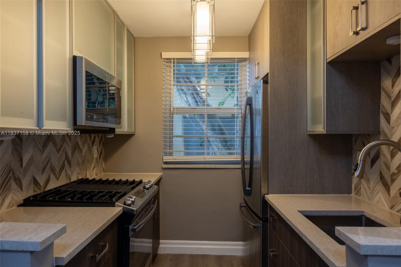 1611 Euclid Ave, Unit 5, Miami Beach, FL 33139 Photo