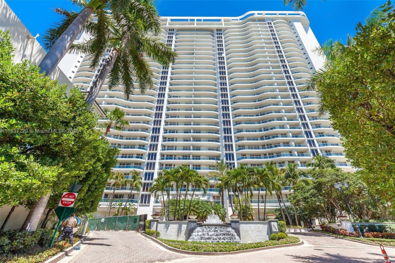 7000 Island Blvd, Unit 2504, Aventura, FL 33160 Photo